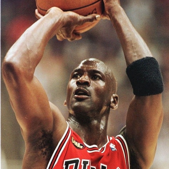 Michael Jordan & Scottie Pippen signed with COA 🏀 - Picture 4 of 4